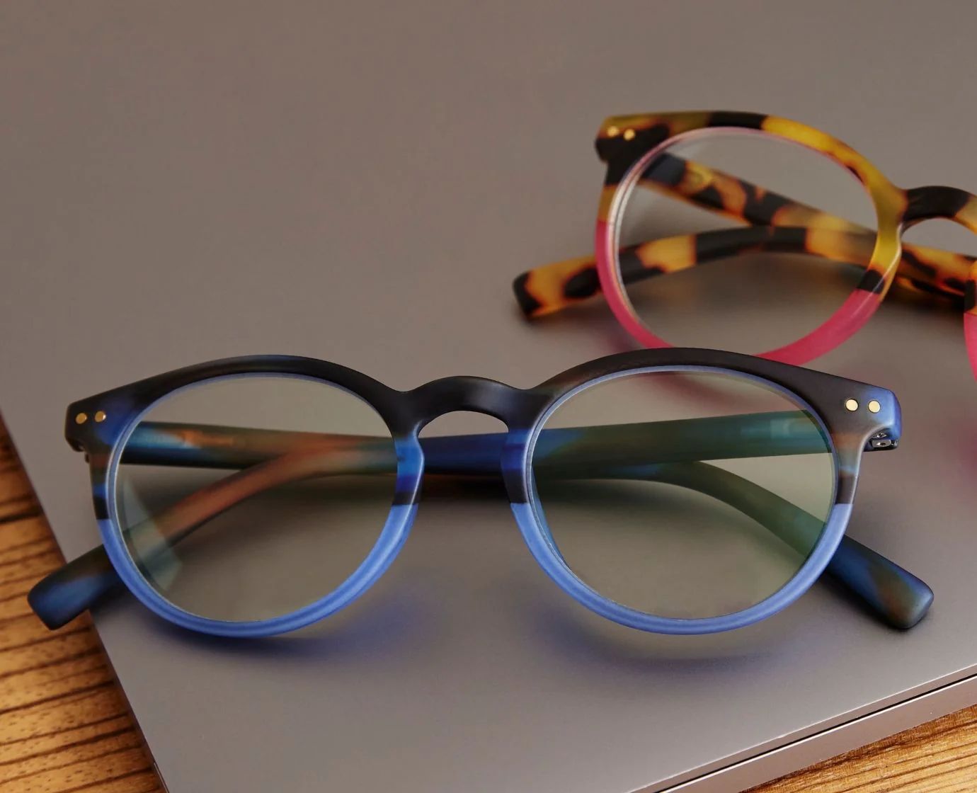 Rumor (Blue Light) - Image 9